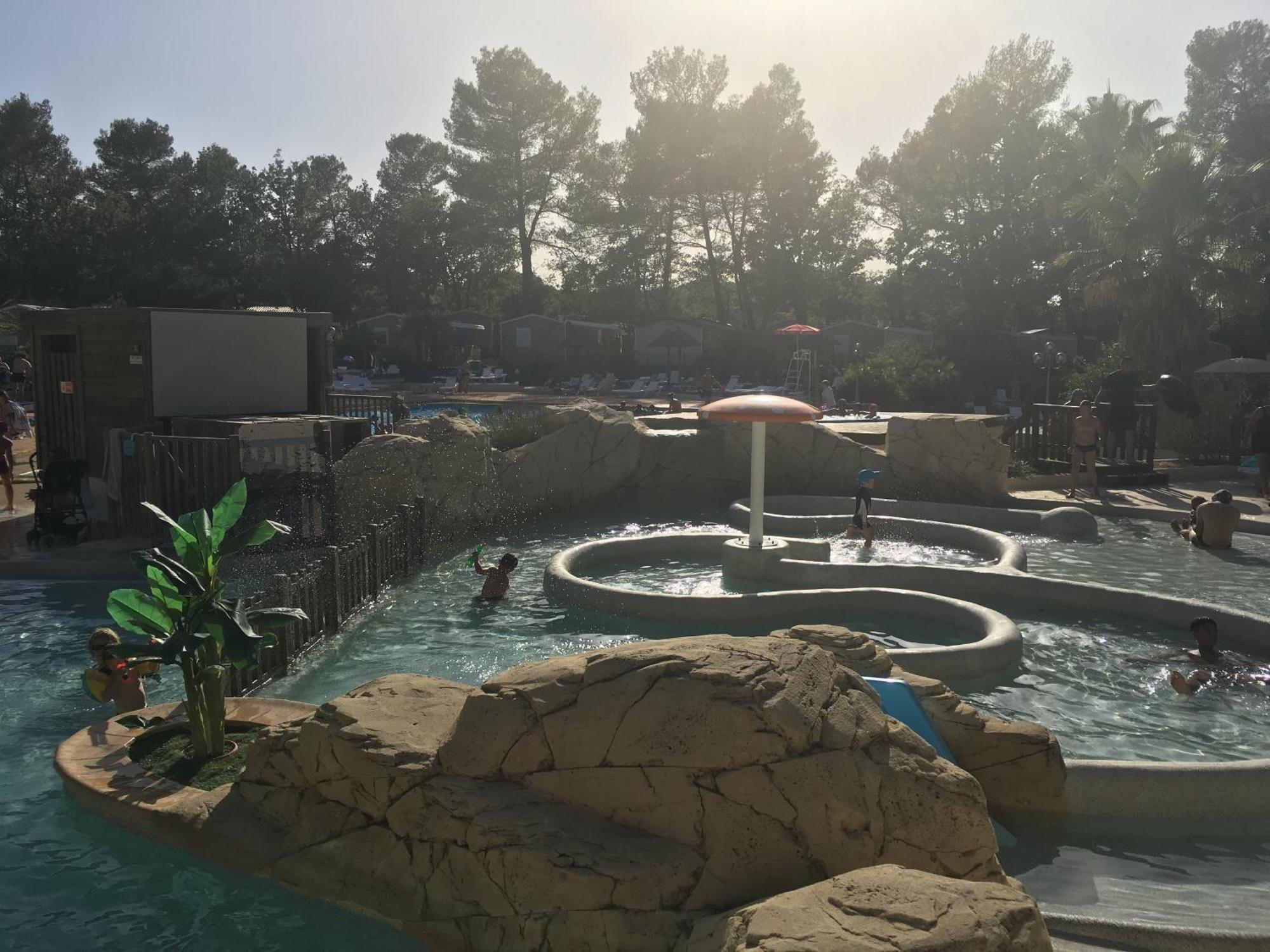 ホテル Domaine De La Sainte Baume ナン・レ・パン エクステリア 写真